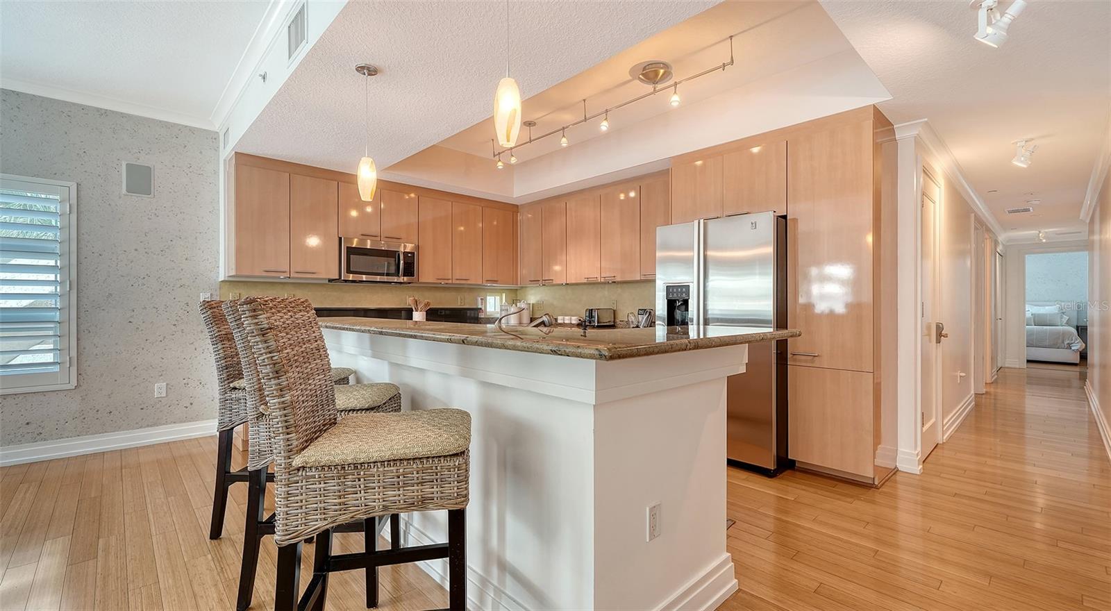 CRESCENT SIESTA KEY - Residential