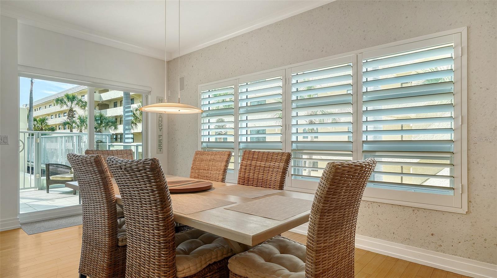 CRESCENT SIESTA KEY - Residential