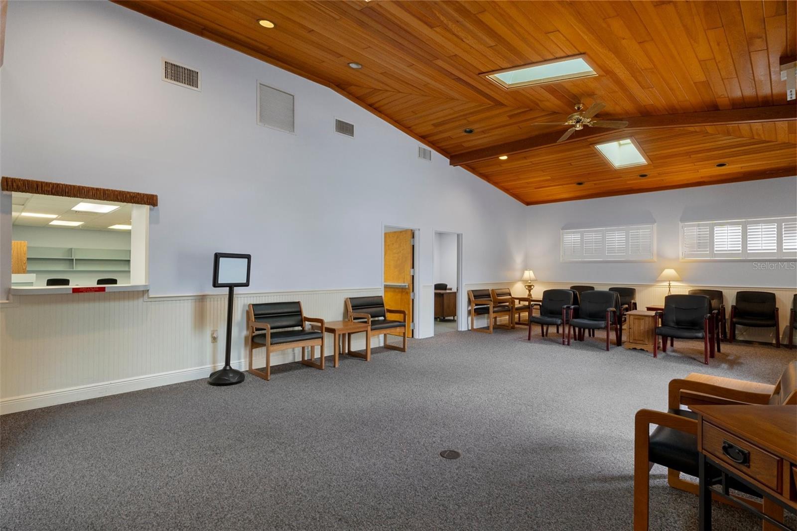 403 W HIGHLAND BOULEVARD