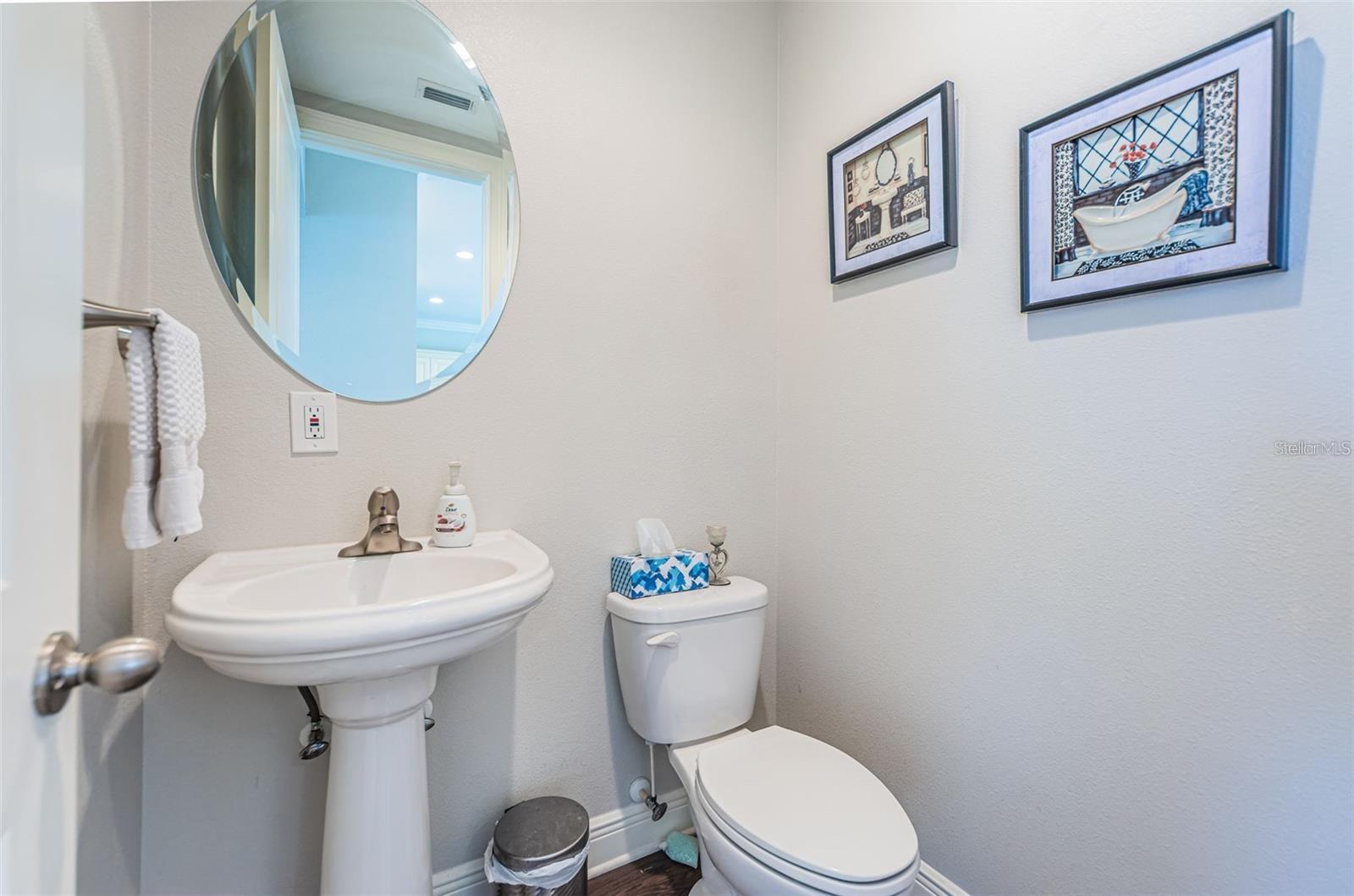 GREVILLA COURT - Residential Lease