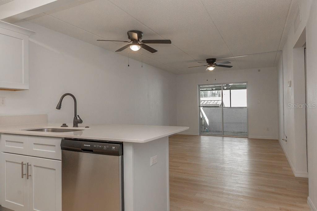 100 E KENTUCKY AVENUE H6