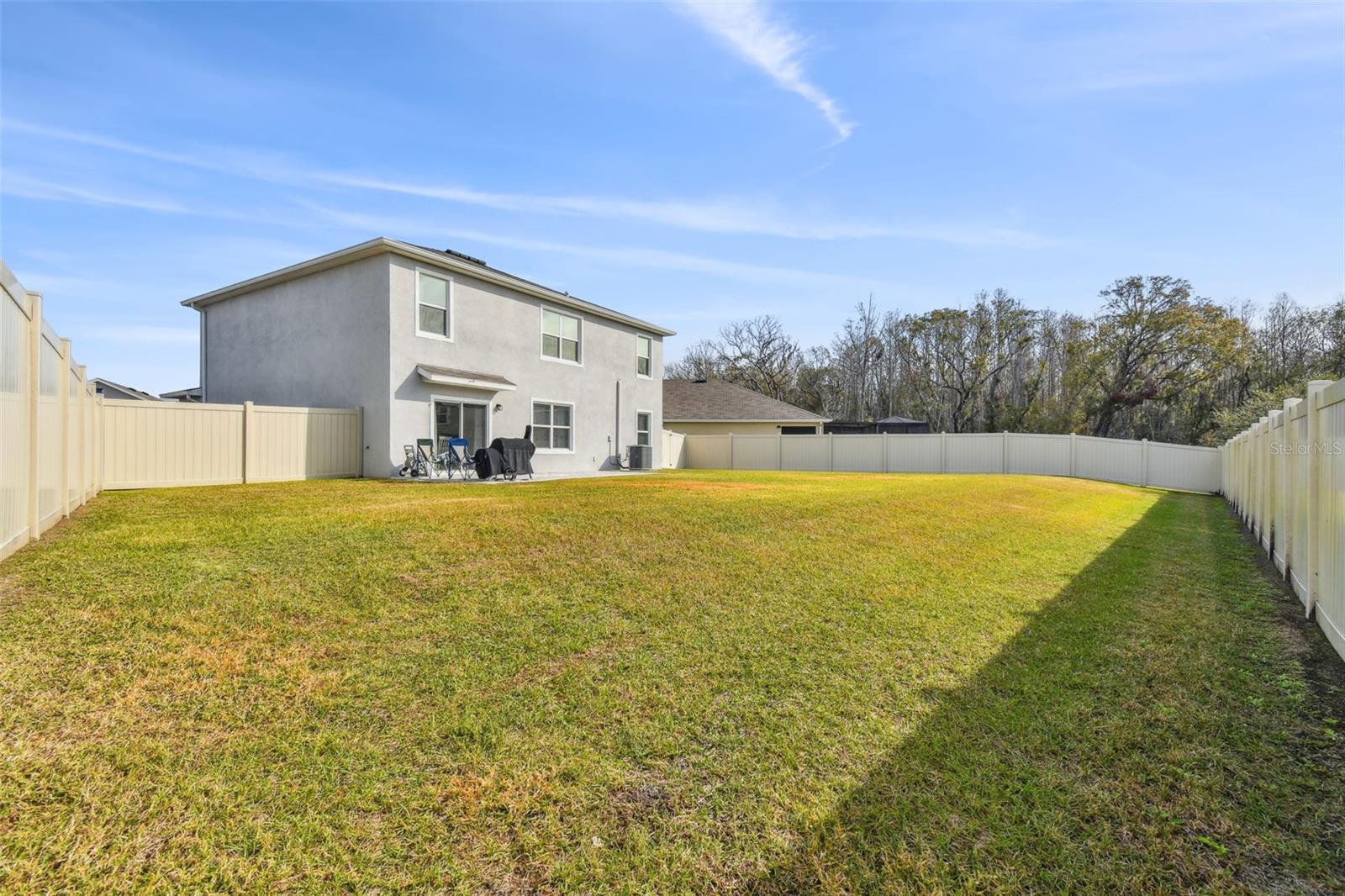 1540 GLEN GROVE LOOP