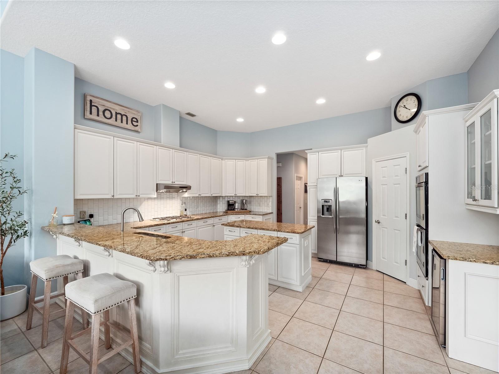 ALAQUA LAKES PH 1 - Residential