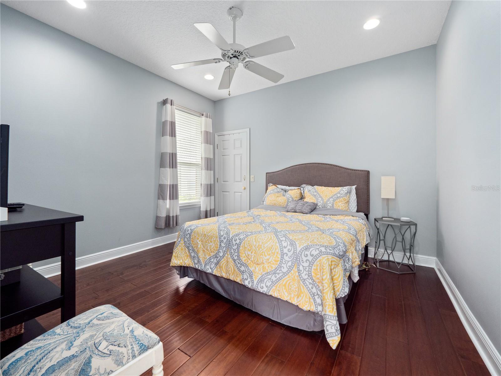 ALAQUA LAKES PH 1 - Residential