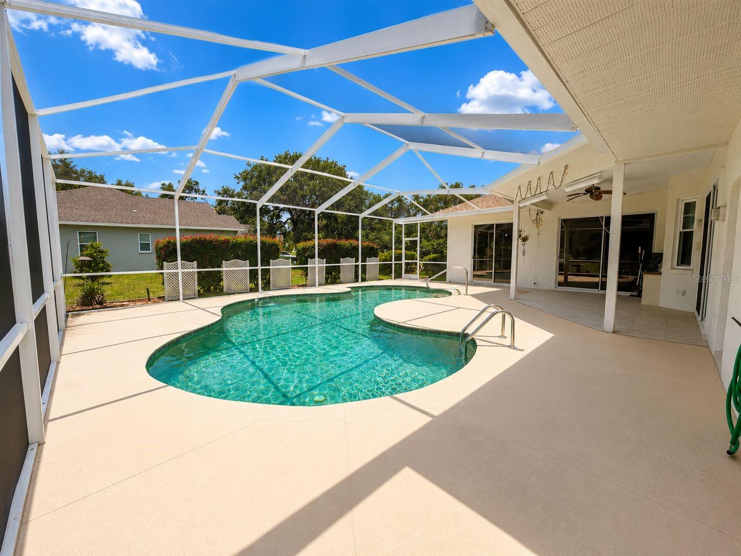 48 N CRYSTAL MEADOW PATH
