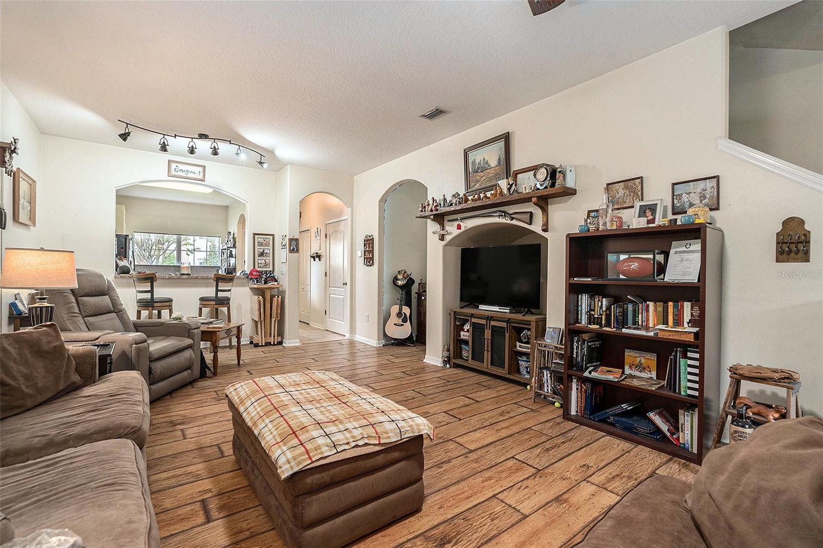 1144 SLEEPY OAK DRIVE