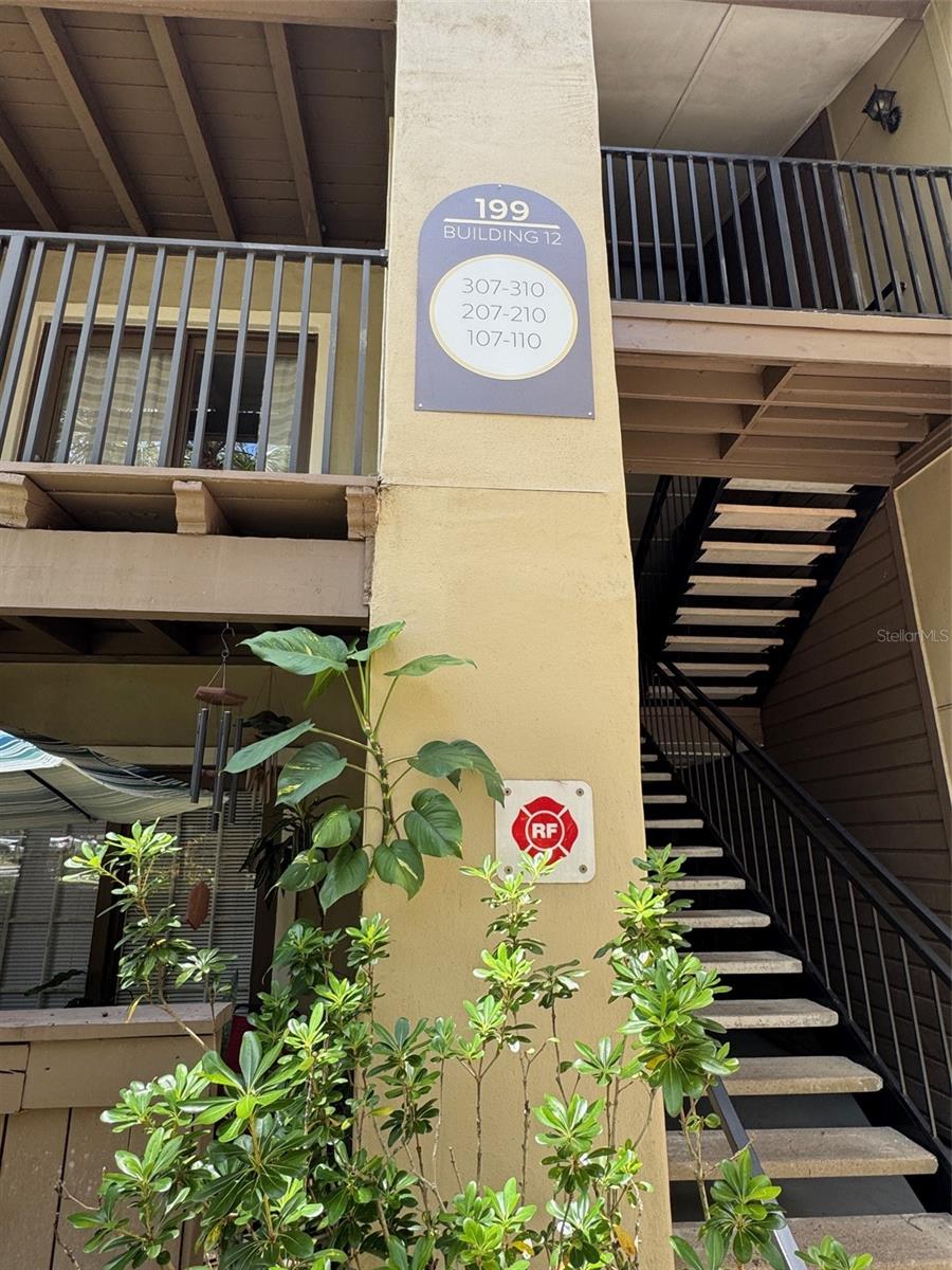 199 AFTON SQUARE 108