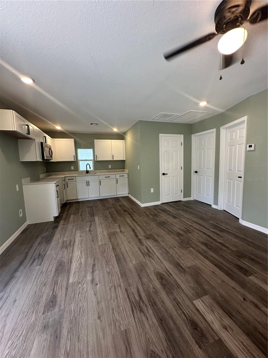 LAKEWOOD PARK - Residential