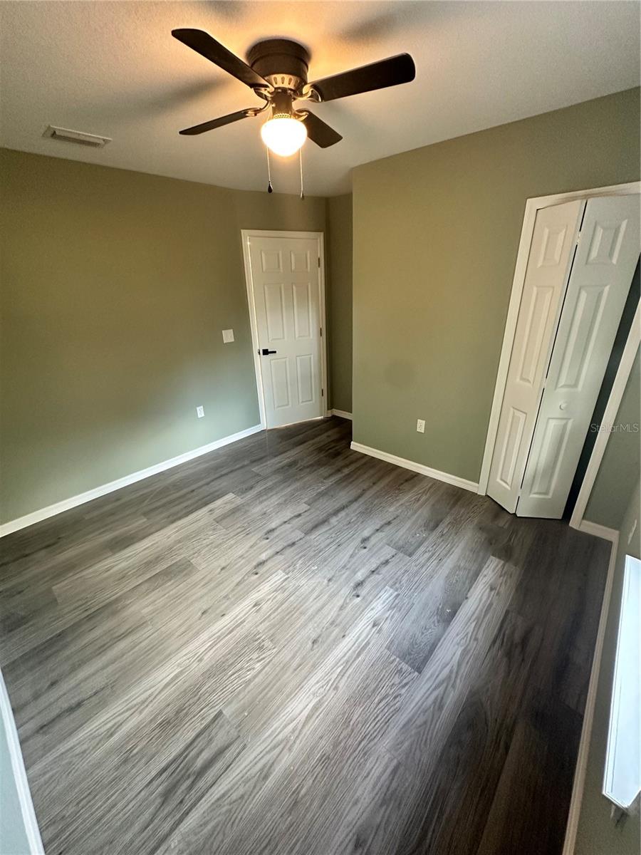 LAKEWOOD PARK - Residential