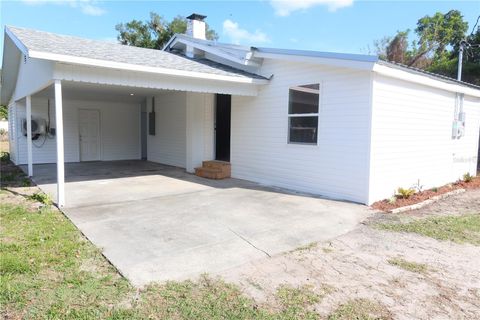 Photo of 2417 Tanglewood Street, Lakeland, FL 33801 (MLS # TB8498570)