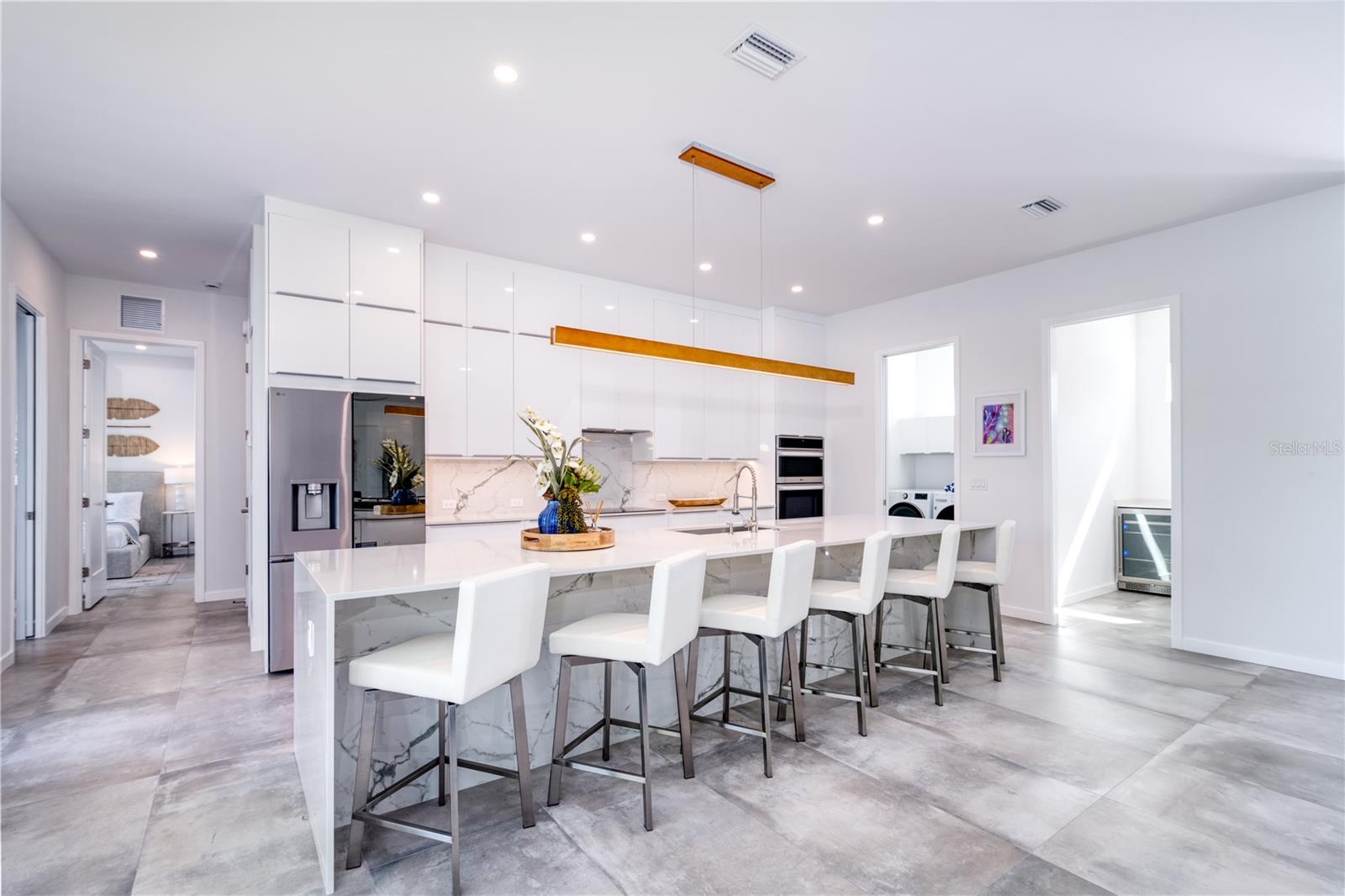 SOUTH GATE - Residential