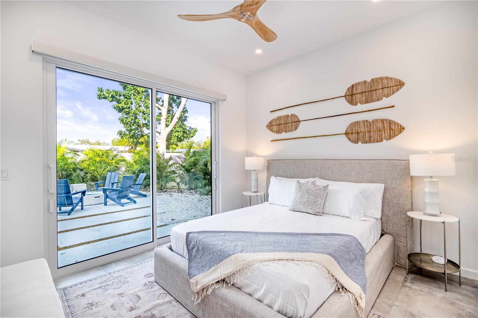 SOUTH GATE - Residential