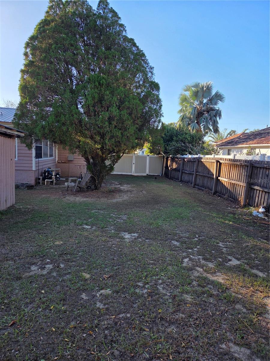 MARLYN MANOR - Residential