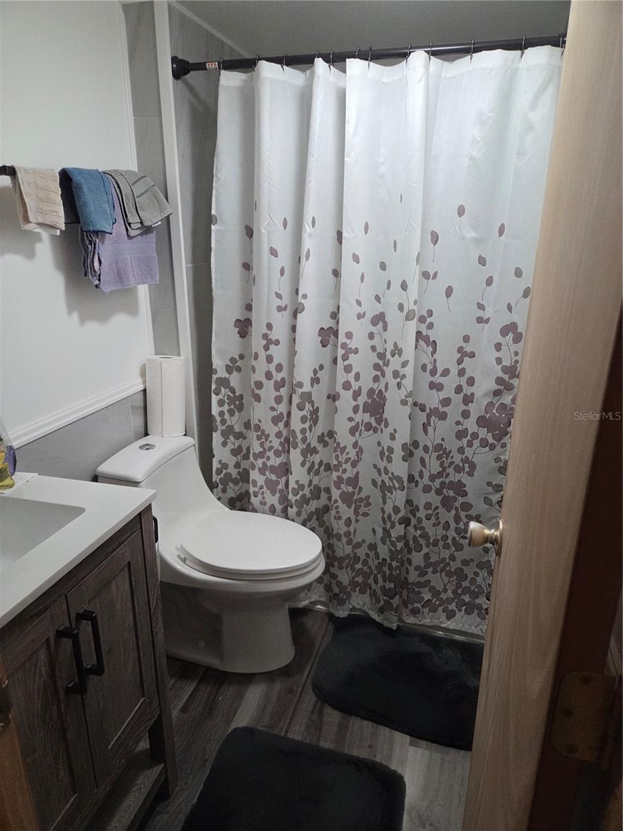 MARLYN MANOR - Residential