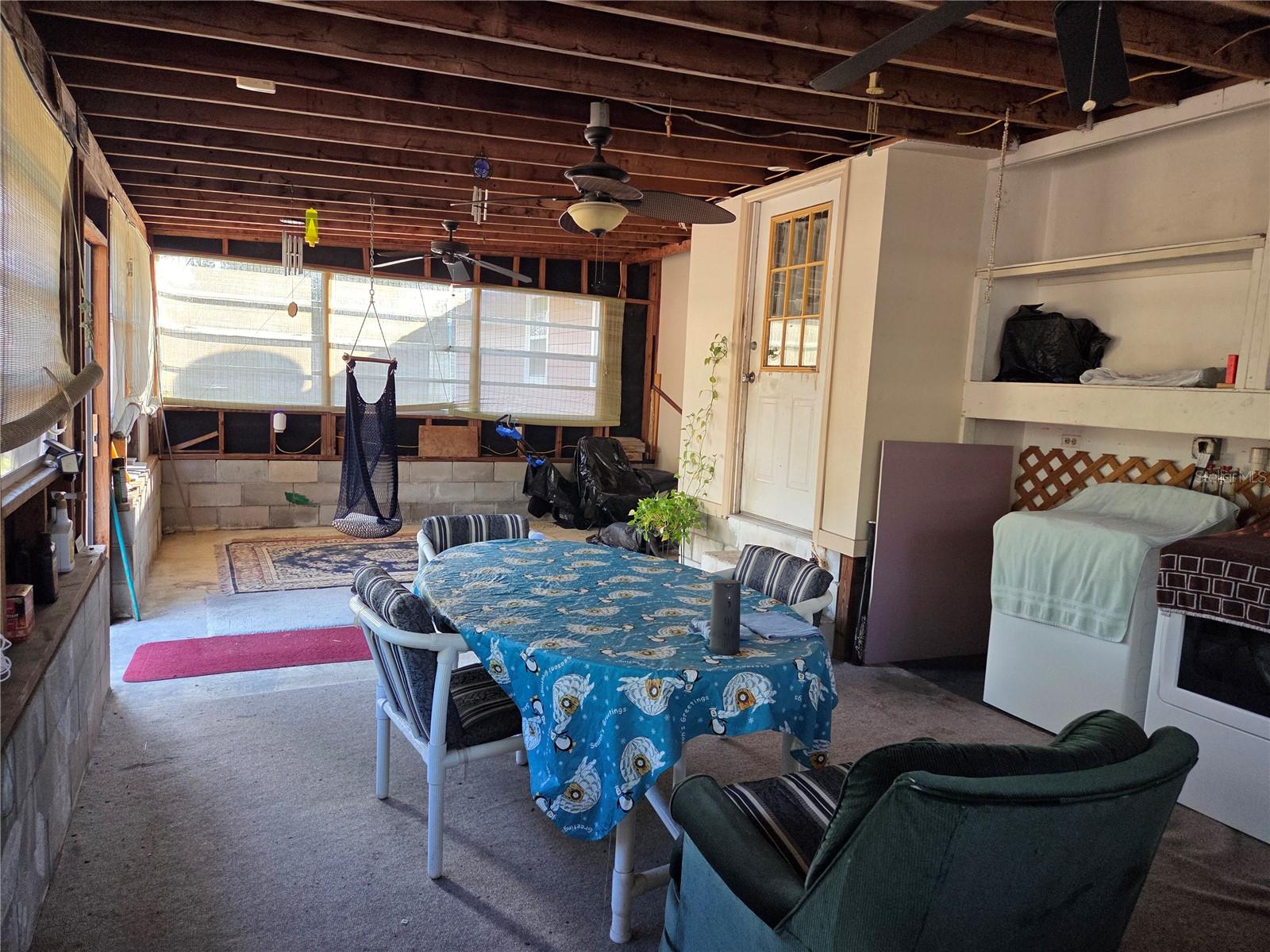 MARLYN MANOR - Residential