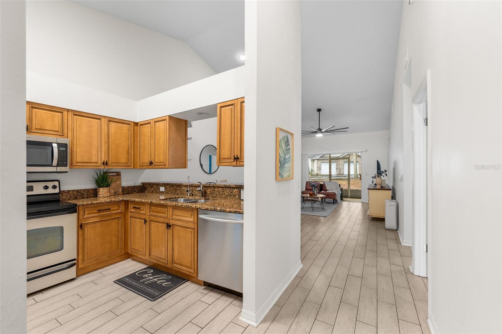 THE GABLES CONDO AT GAINE - Residential