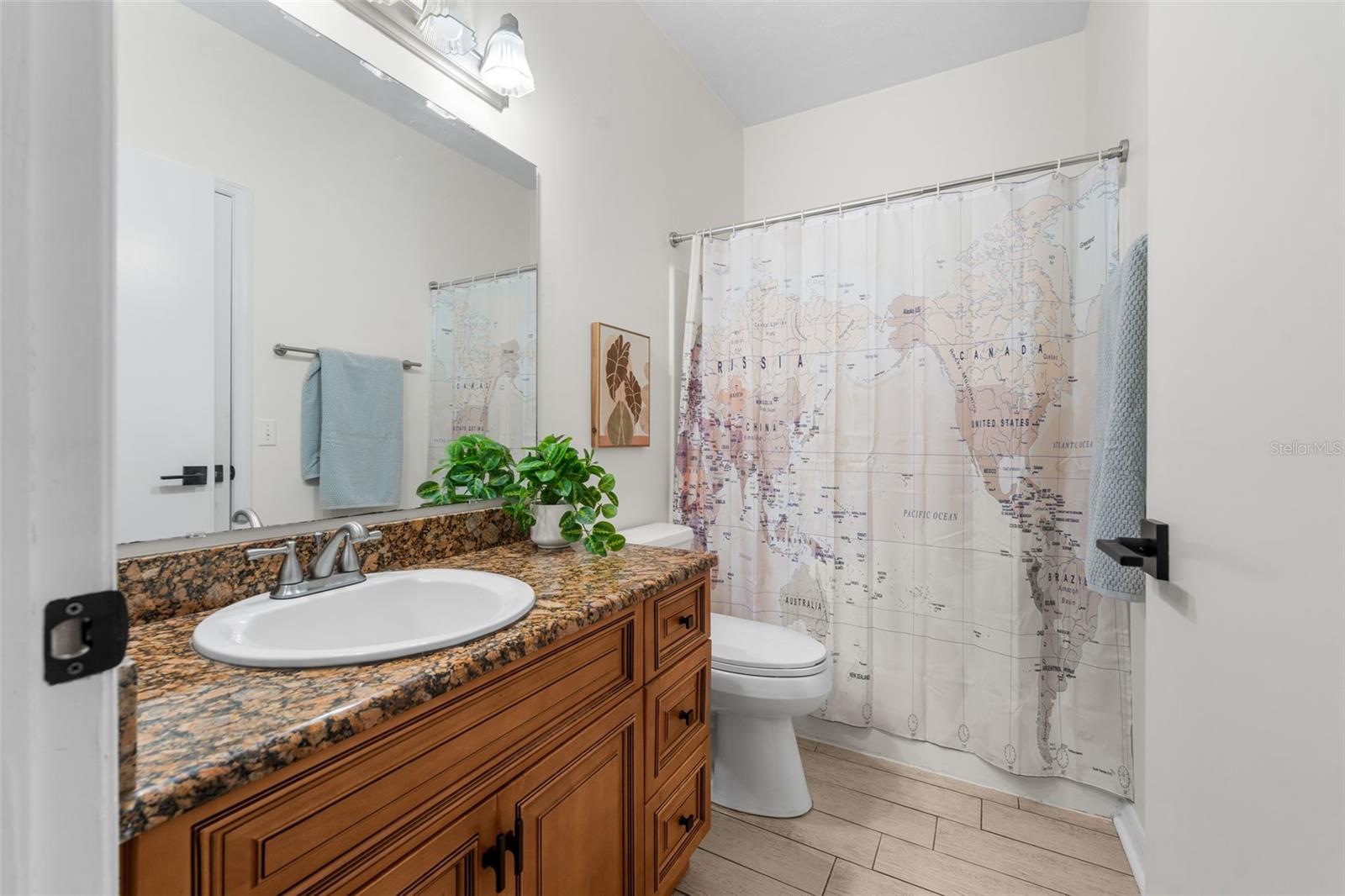 THE GABLES CONDO AT GAINE - Residential