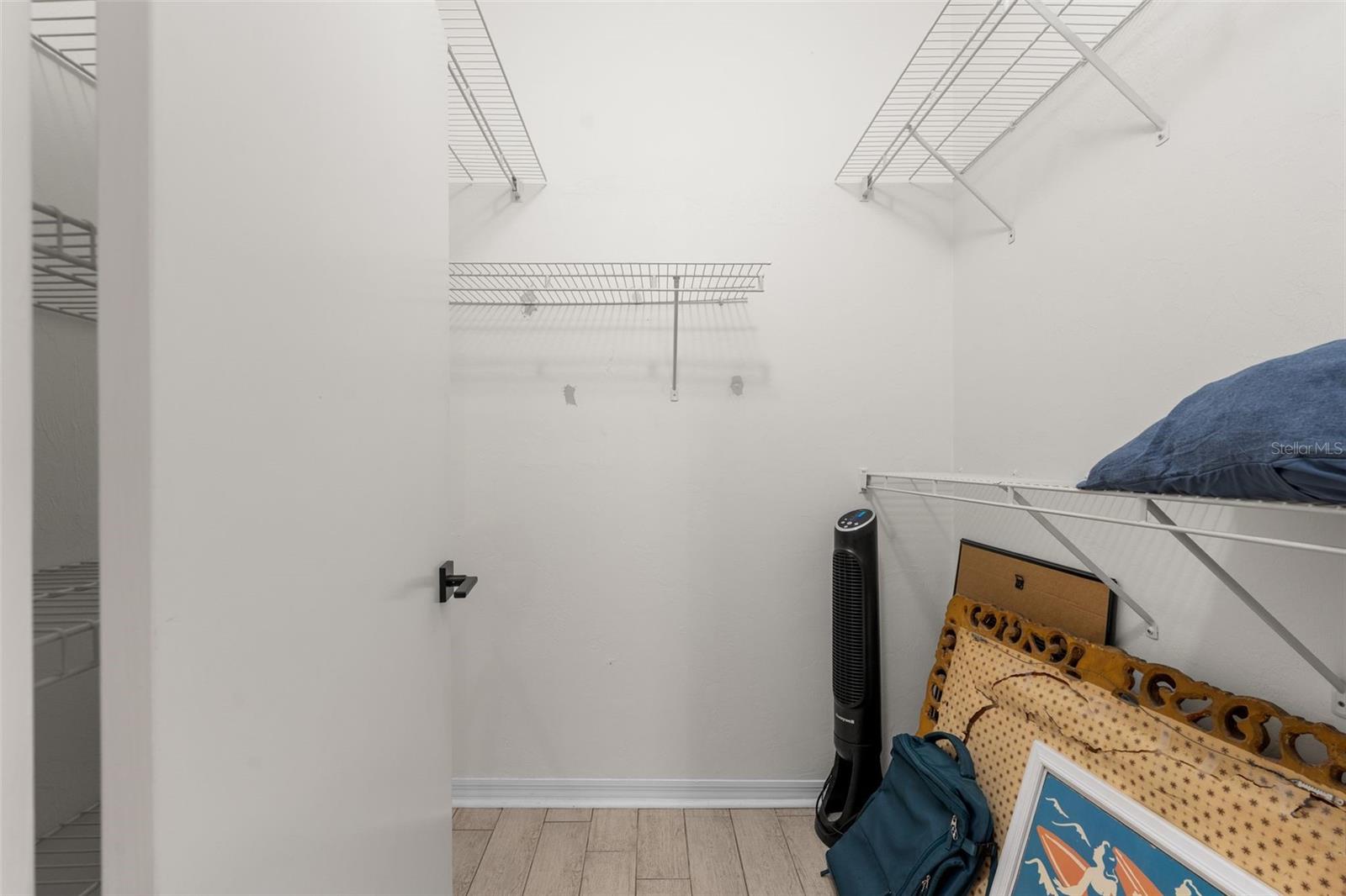THE GABLES CONDO AT GAINE - Residential