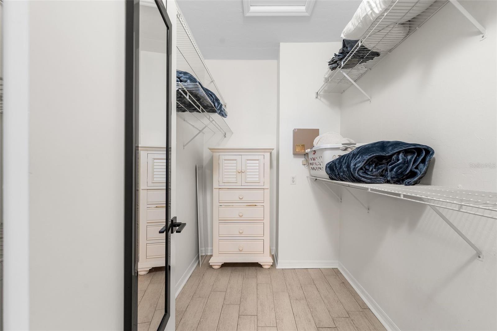 THE GABLES CONDO AT GAINE - Residential