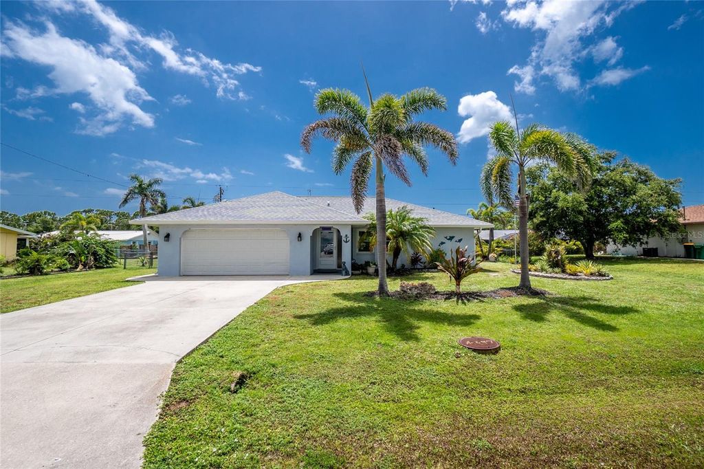 Photo of 2490 10th Street, Englewood, FL 34224 (MLS # D6143161)