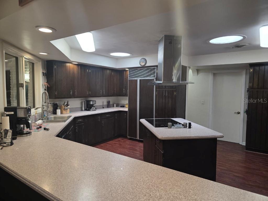 QUIET PLACE IN COUNTRY UNIT 01-04 - Residential