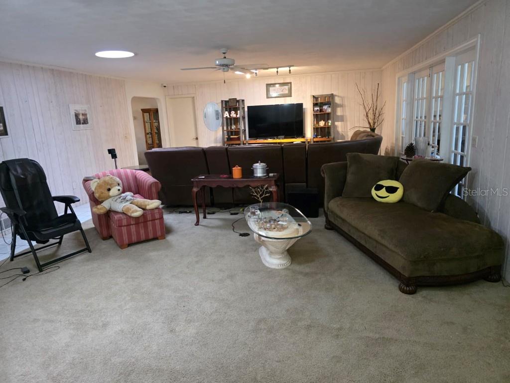 QUIET PLACE IN COUNTRY UNIT 01-04 - Residential