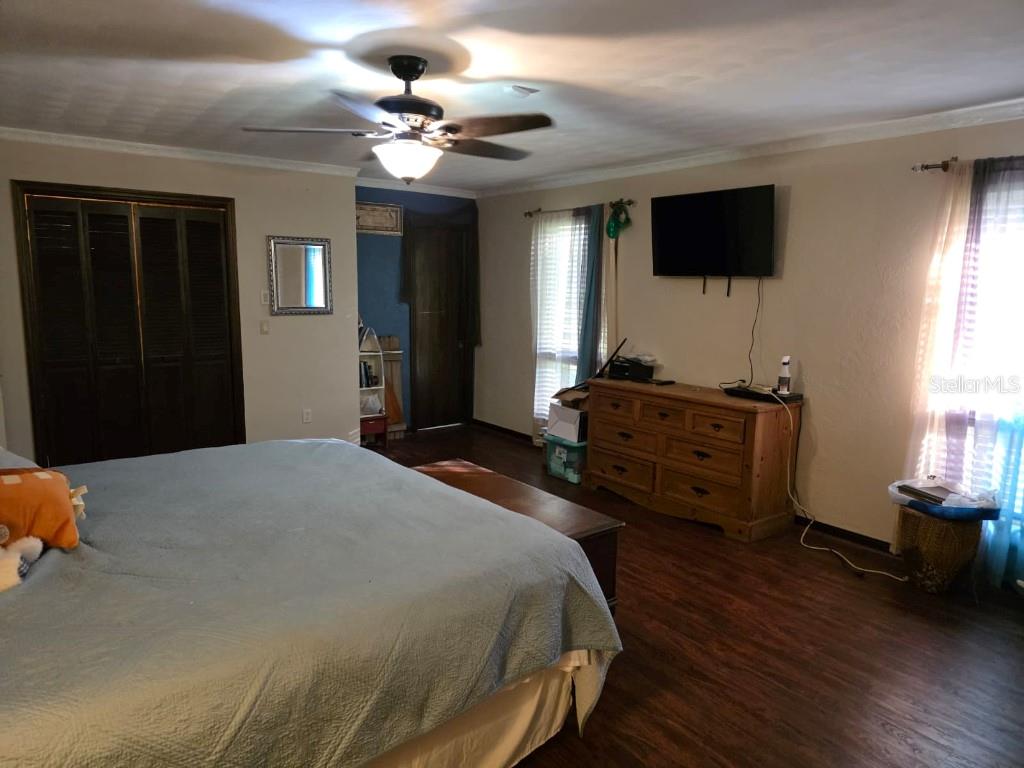 QUIET PLACE IN COUNTRY UNIT 01-04 - Residential