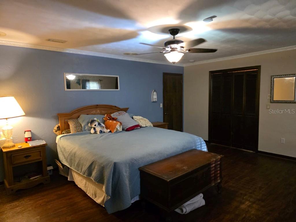 QUIET PLACE IN COUNTRY UNIT 01-04 - Residential