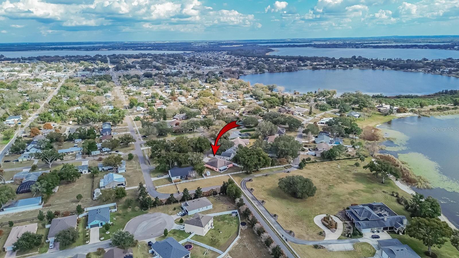 ILAKEE OAKS - Residential