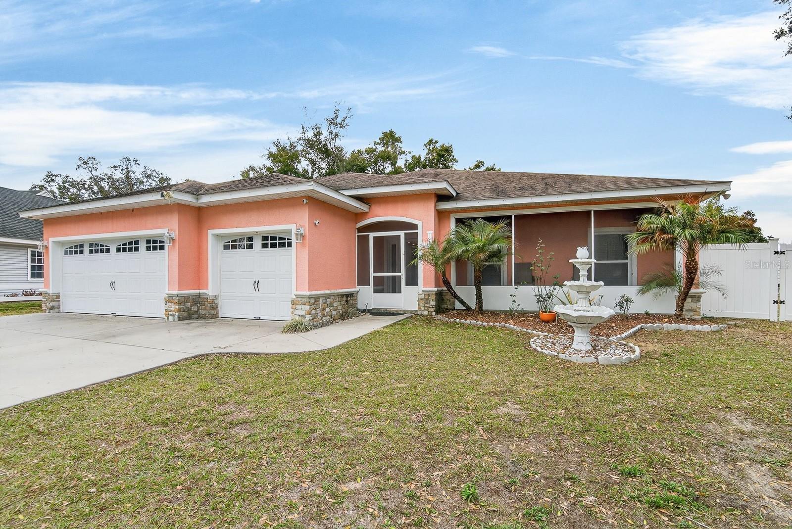 ILAKEE OAKS - Residential