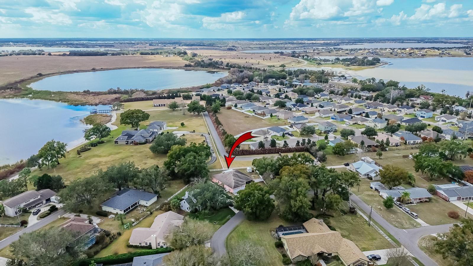 ILAKEE OAKS - Residential