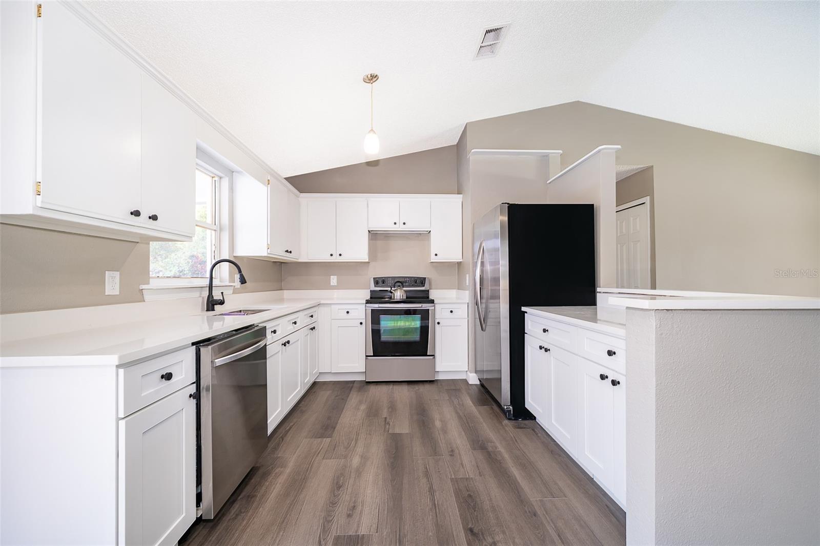 DELTONA LAKES UNIT 32 - Residential