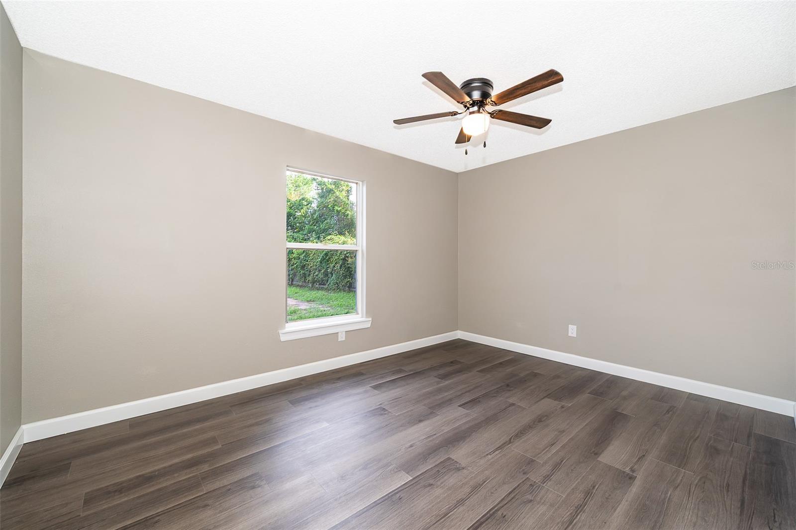 DELTONA LAKES UNIT 32 - Residential