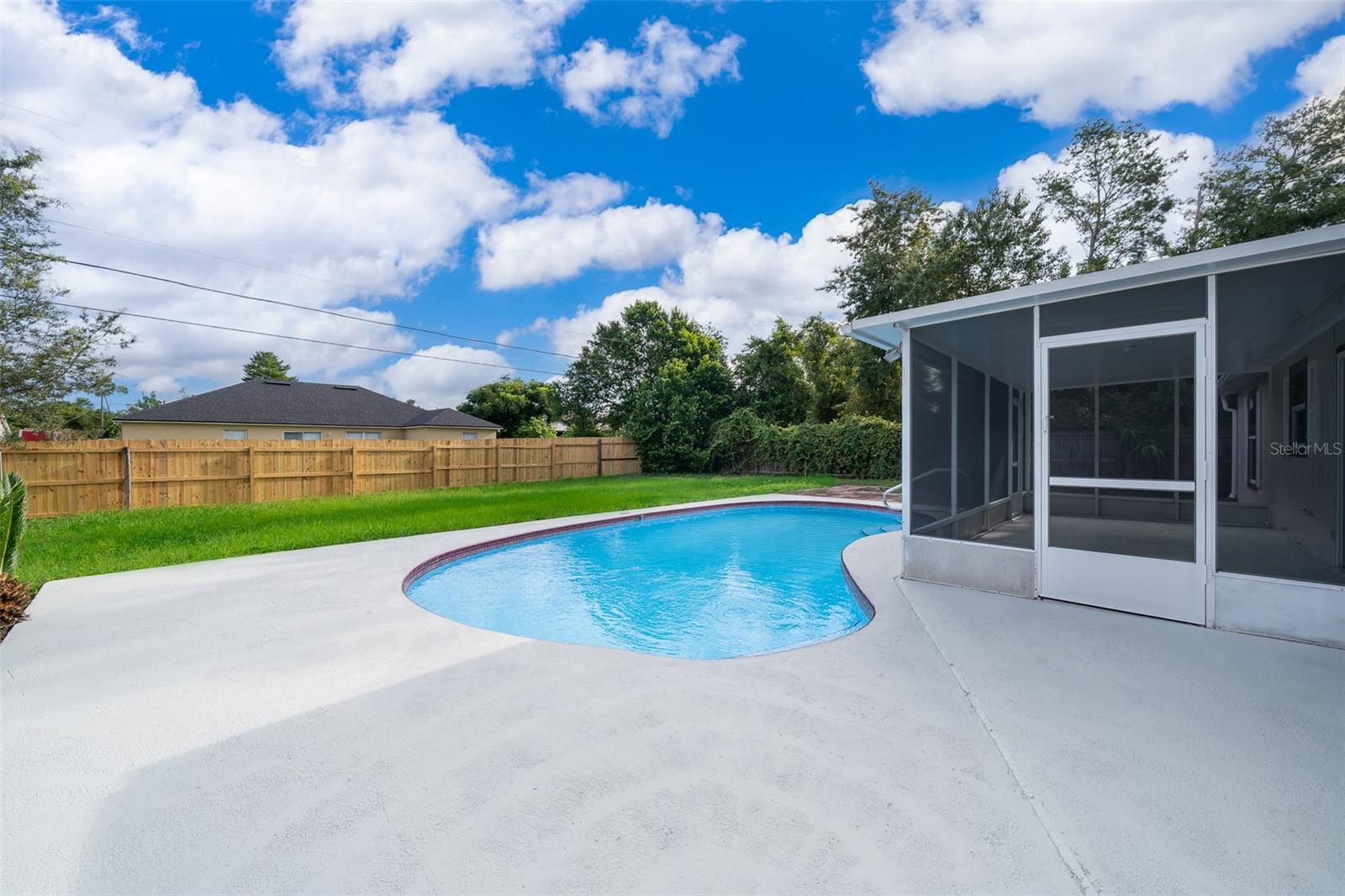 DELTONA LAKES UNIT 32 - Residential