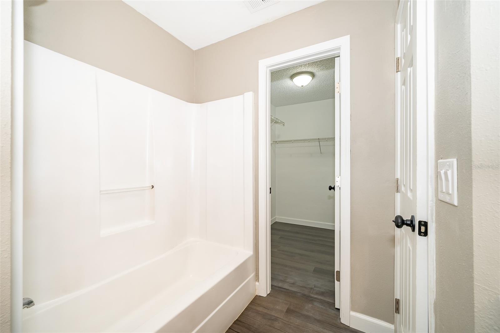 DELTONA LAKES UNIT 32 - Residential