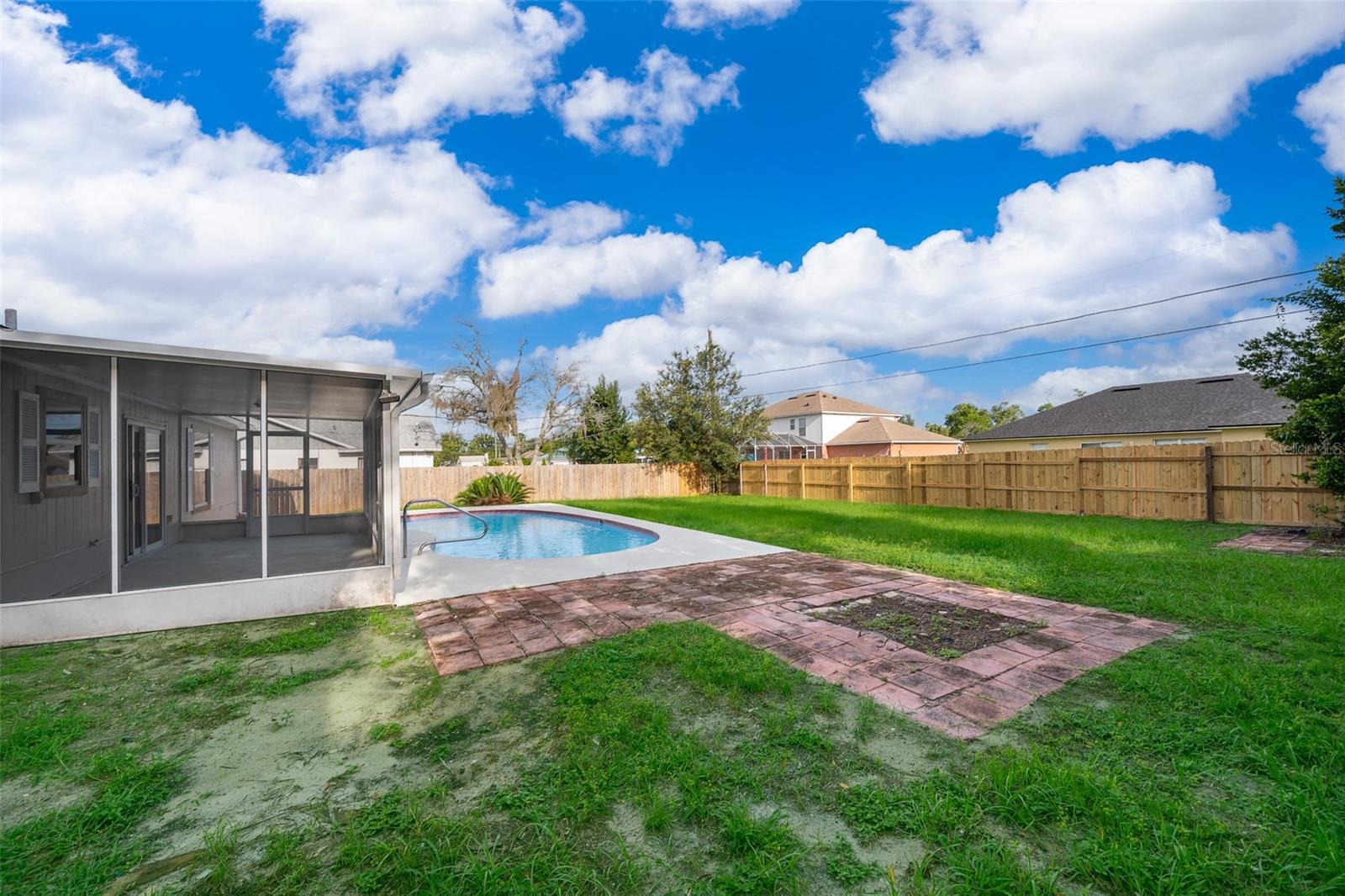 DELTONA LAKES UNIT 32 - Residential