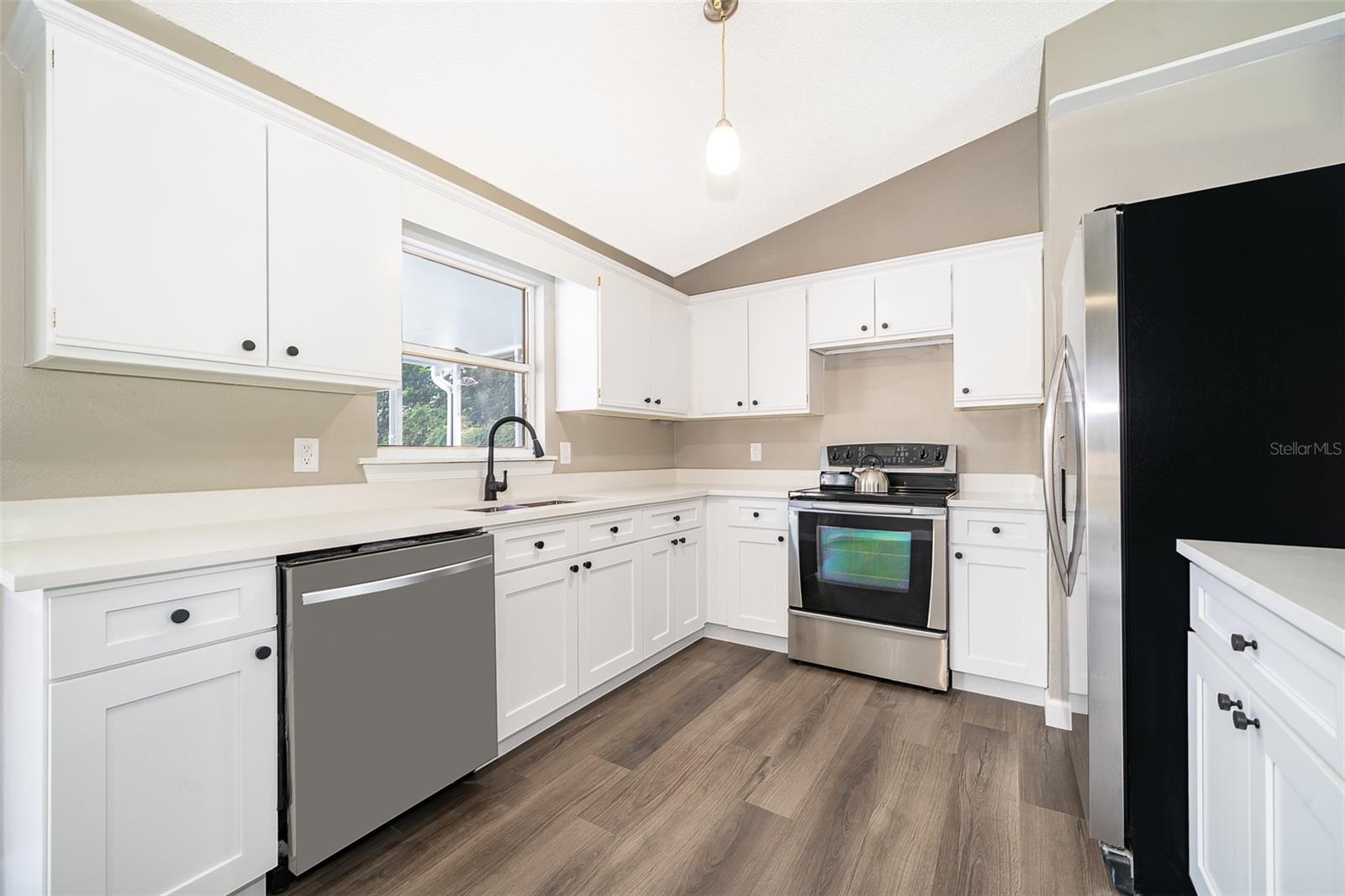 DELTONA LAKES UNIT 32 - Residential