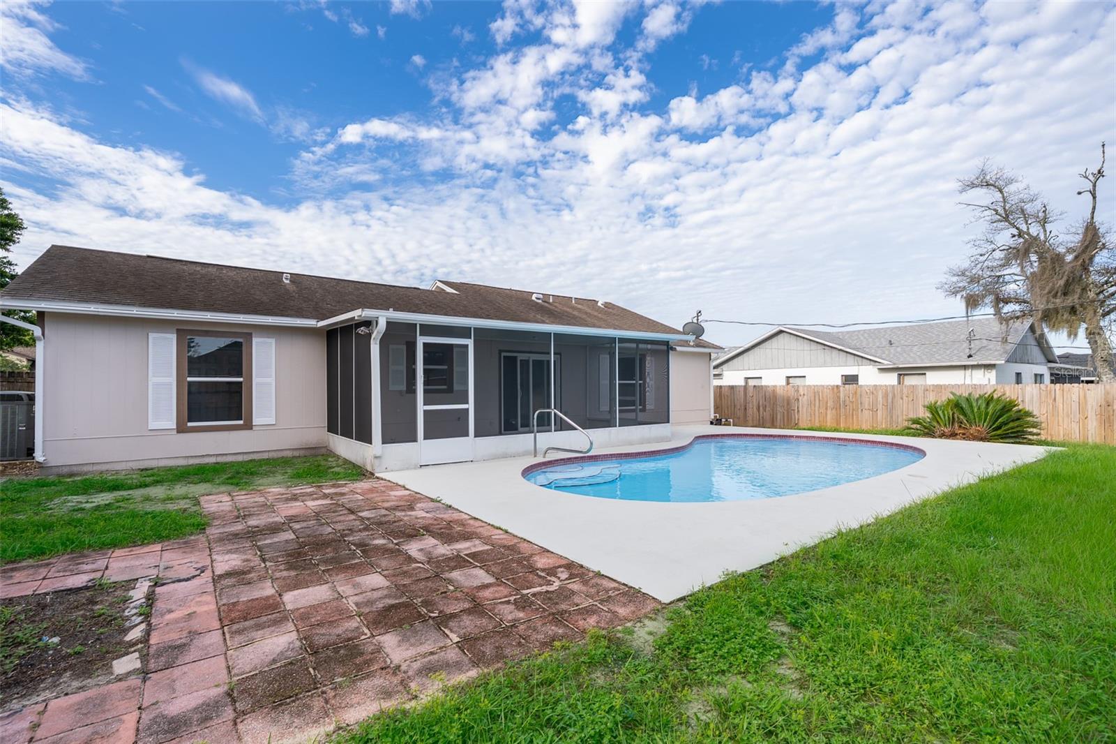DELTONA LAKES UNIT 32 - Residential