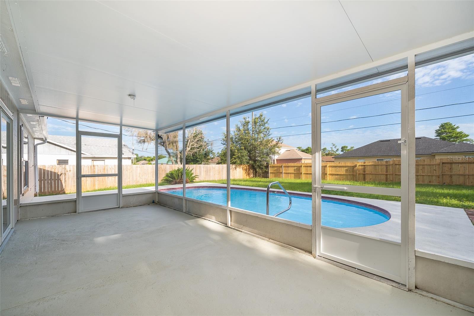 DELTONA LAKES UNIT 32 - Residential