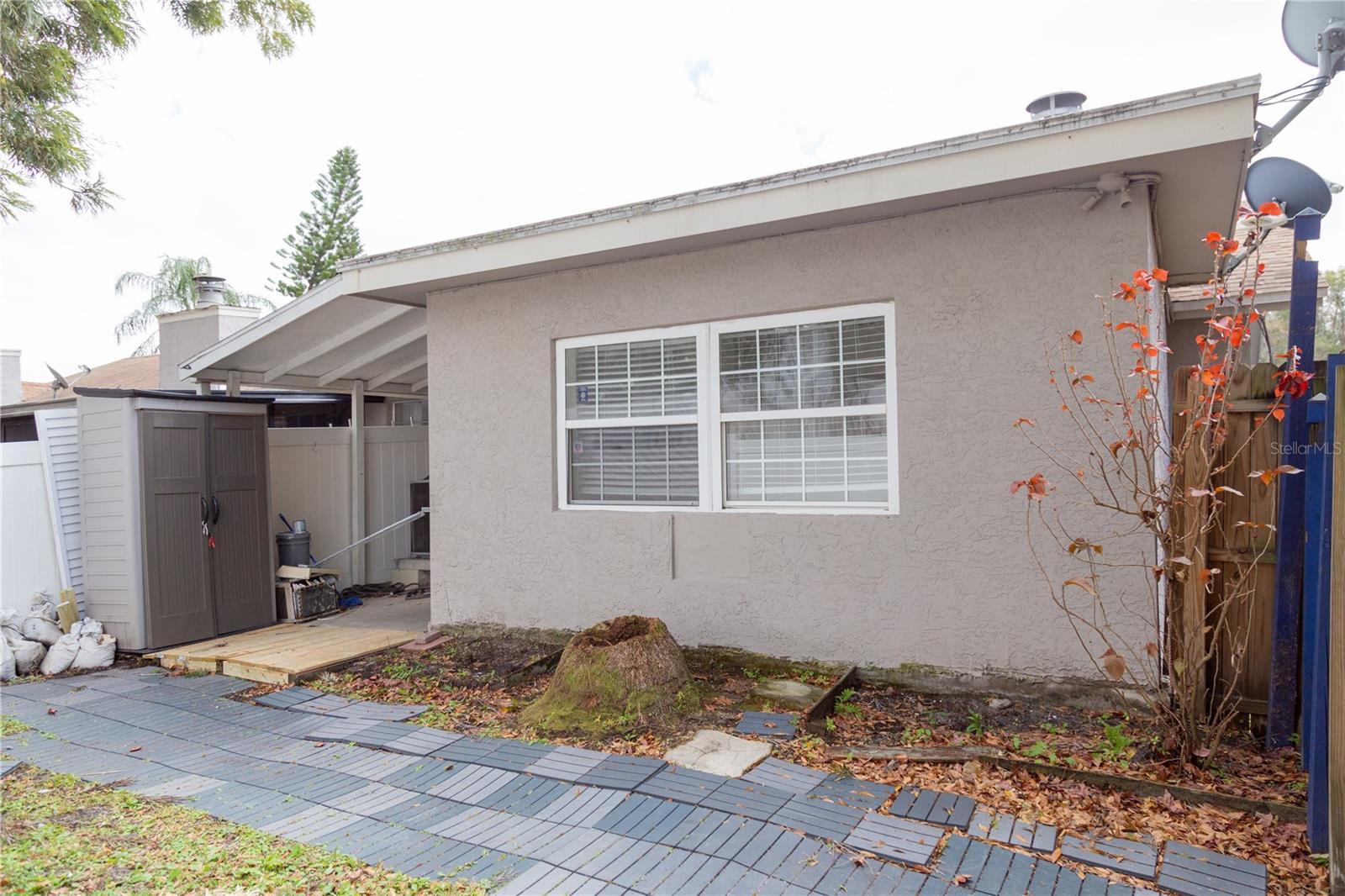 HUNTINGTON OF CARROLLWOOD - Residential