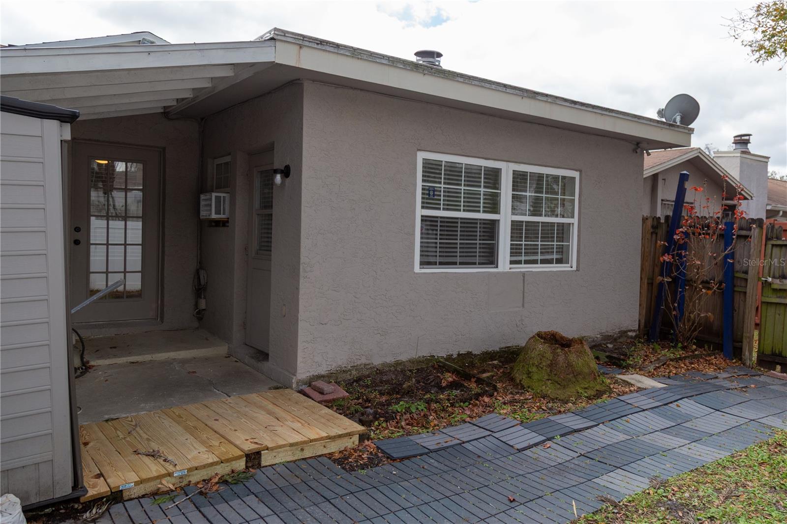 HUNTINGTON OF CARROLLWOOD - Residential