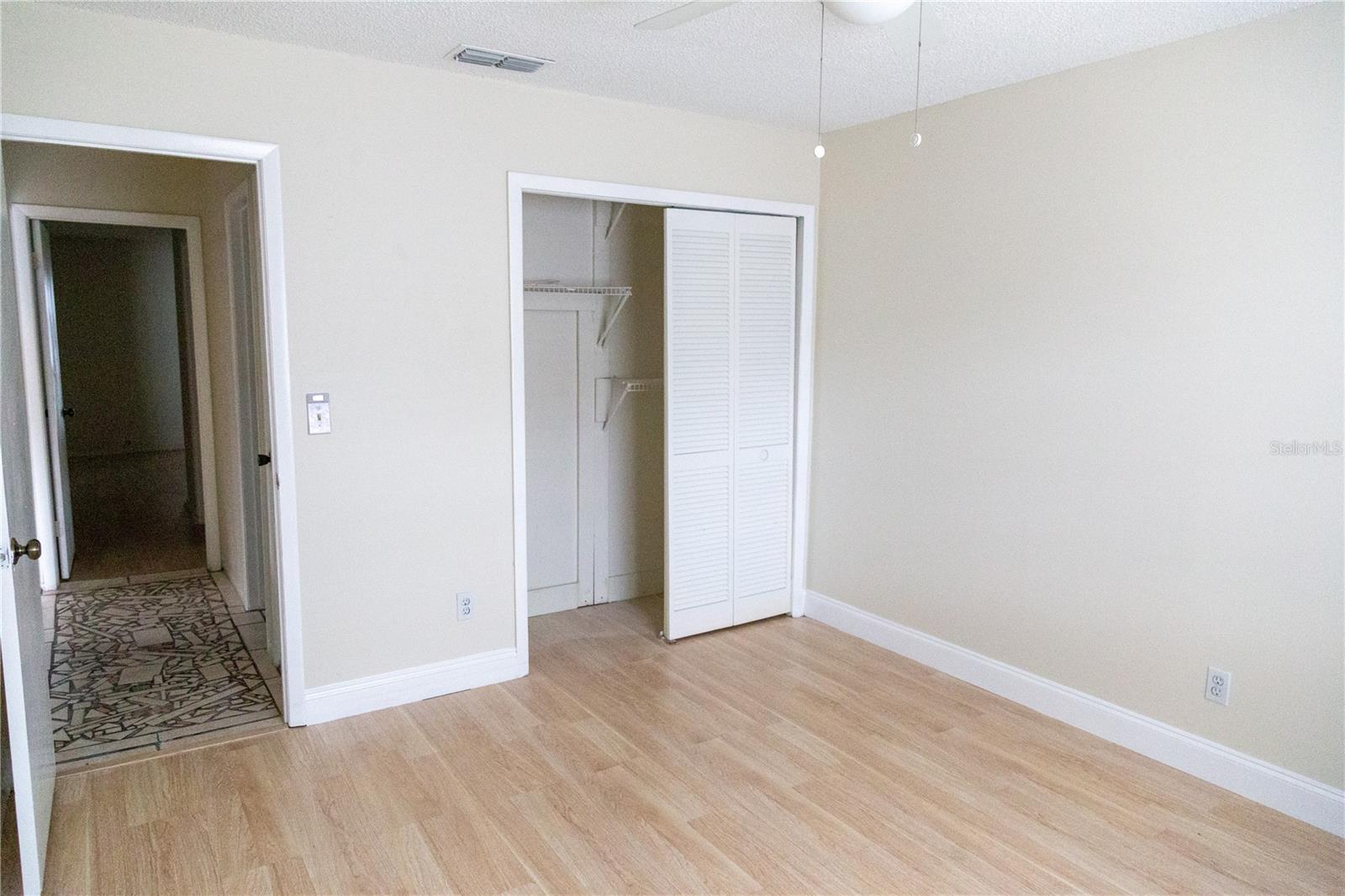 HUNTINGTON OF CARROLLWOOD - Residential