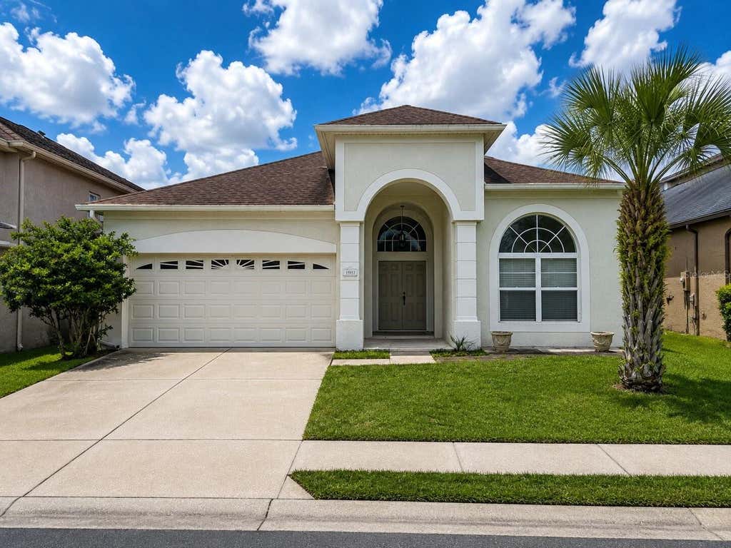 Photo of 1995 Emerald Green Circle, Oviedo, FL 32765 (MLS # O6432135)