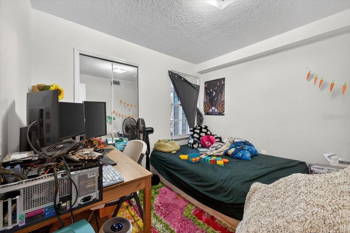 8712 RAIN FOREST PLACE B