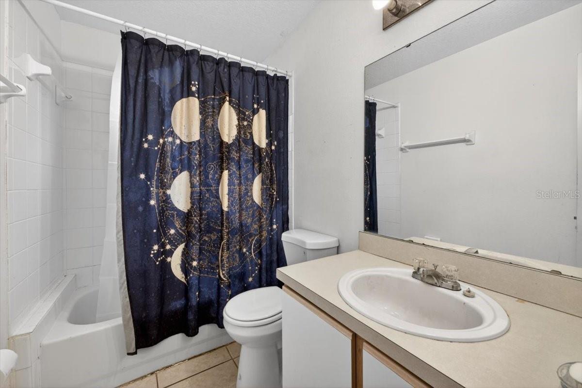 VILLAS AT ISLAND CLUB PH 10 - Residential