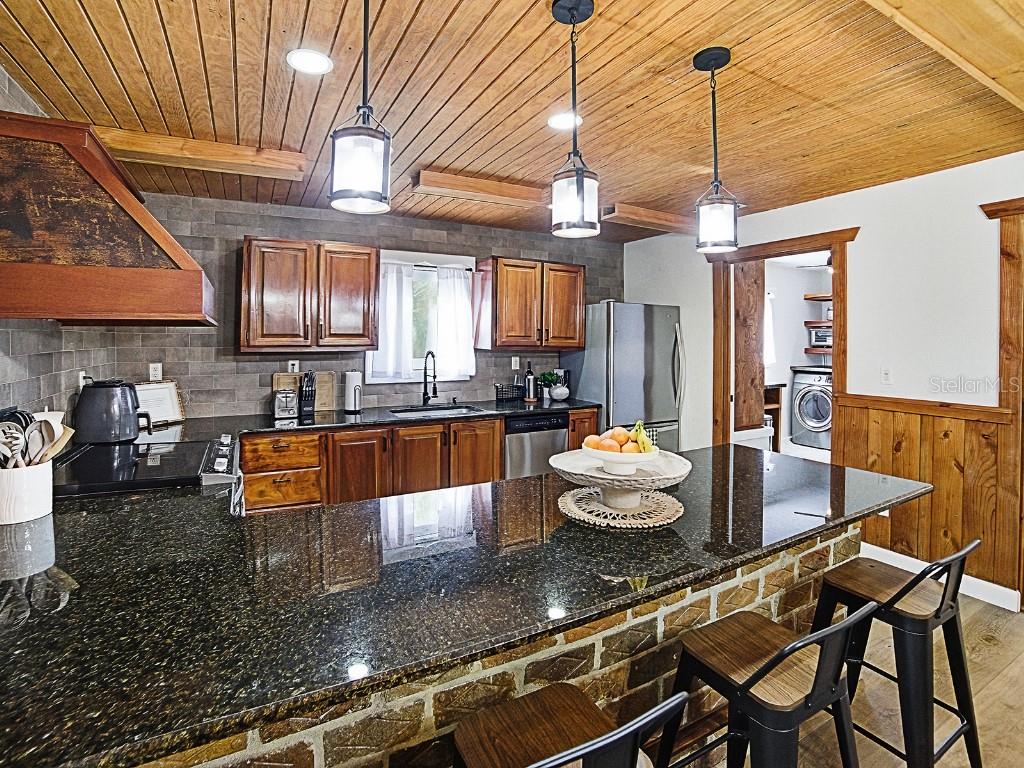 ORANGE HEIGHTS - Residential