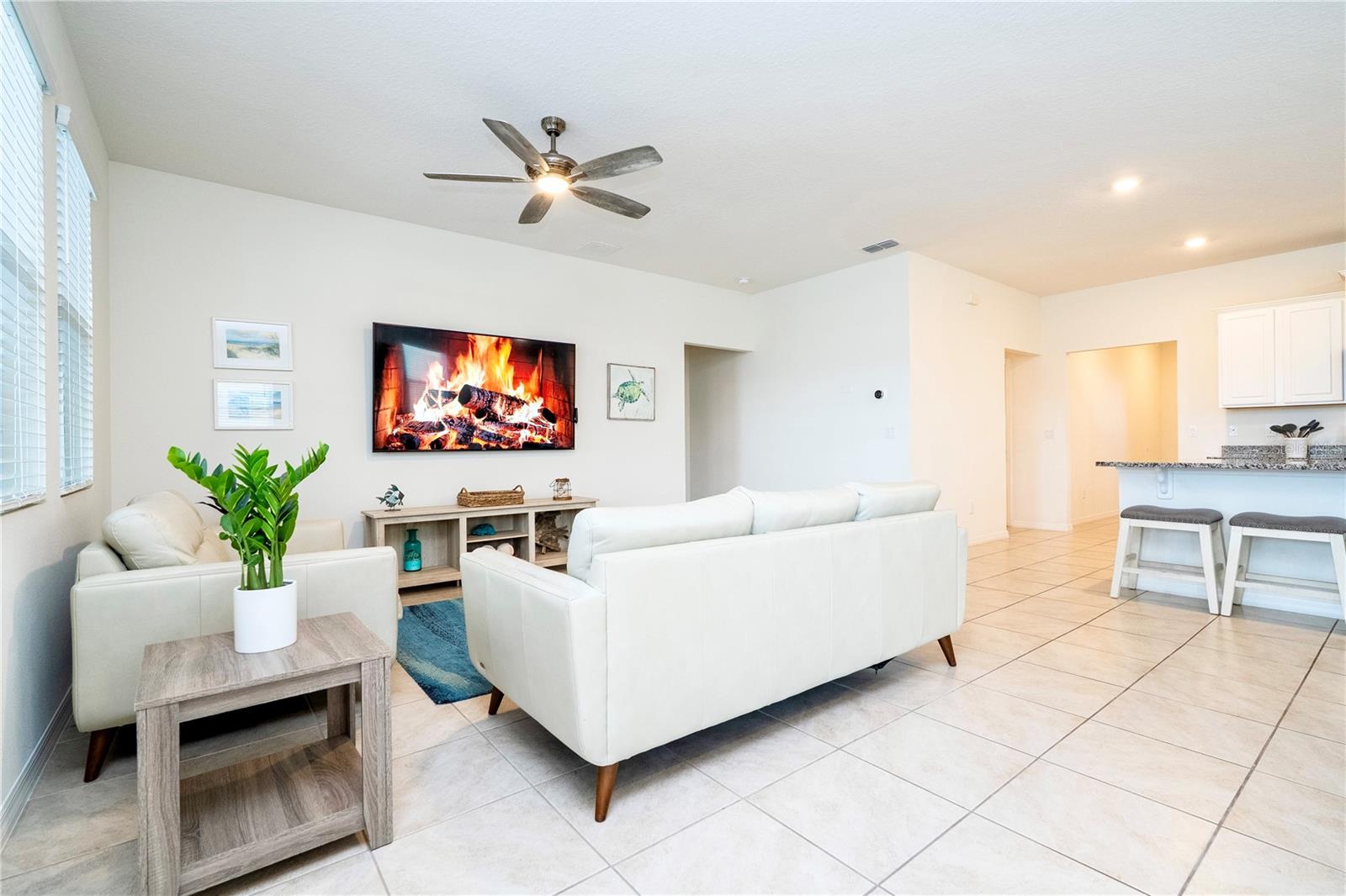 SOLTERRA PH 2D - Residential