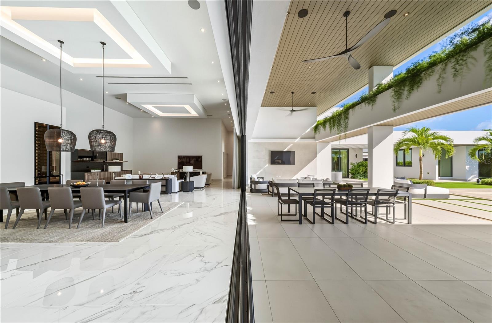 DORADO COUNTRY ESTATES - Residential