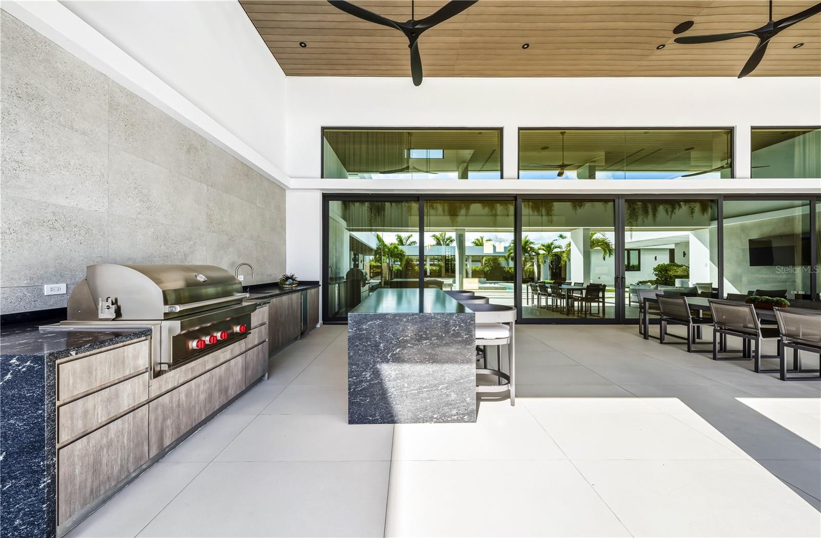 DORADO COUNTRY ESTATES - Residential