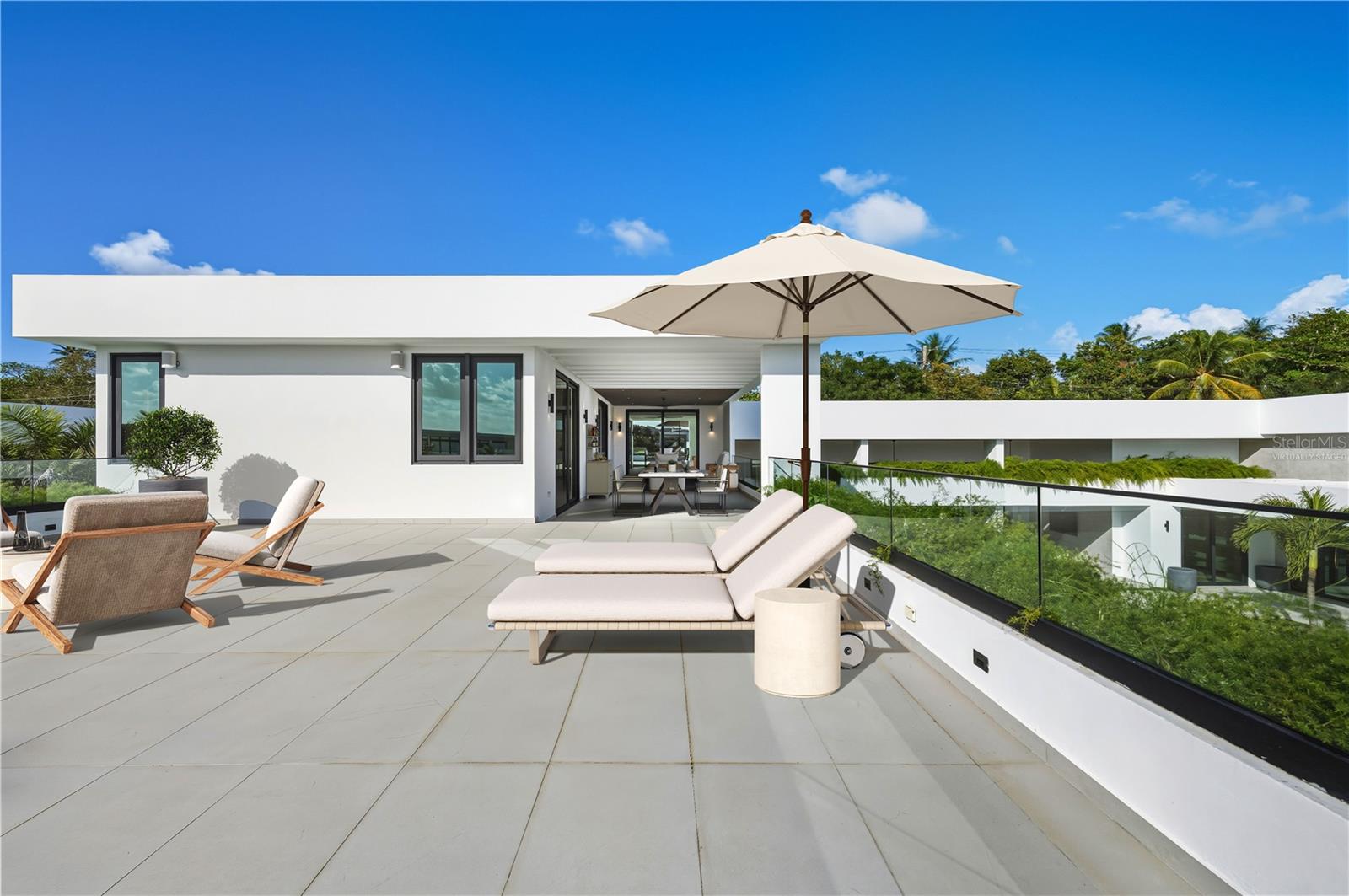 DORADO COUNTRY ESTATES - Residential